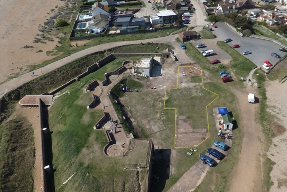 Shoreham Fort as above, present day, with the barrack block outlined.